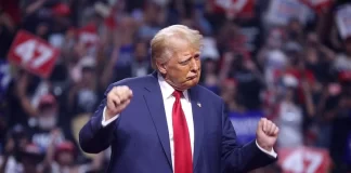 Donald Trump umacnia przewagę w kluczowych stanach Donald Trump