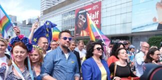 Trzaskowski i LGBT+: Jak prezydent Warszawy manipuluje wyborcami Rafał Trzaskowski, LGBT