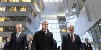 Ukraina poza NATO! Umiesz liczyć? Licz na siebie! Nato, Ukraina