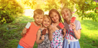 Wpływ przyjaźni i relacji rówieśniczych na rozwój emocjonalny wpływ, Przyjjaźń