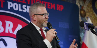 Grzegorz Braun ostro o UE, podatkach i imigracji. Manna z eurokołchzowego nieba nie spadnie! Grzegorz Braun
