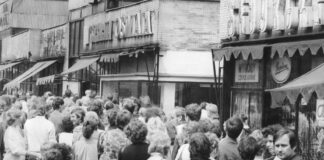 „Dowiozą czy nie?” – fraza z PRL wraca do polityki "Dowiozą czy nie?" – fraza z PRL wraca do polityki