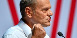 Wschodnia logika. Nie bądź Pan głupi* logika, Tusk