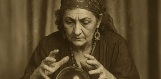 Duch Kominternu unosi się nad Polską. Smoleńsk