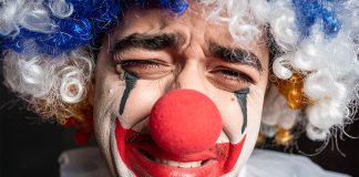 Kolejny kopniak w zęby, czyli Robin w Leminggradzie Robin w Leminggradzie – raport z kolonii Kremla